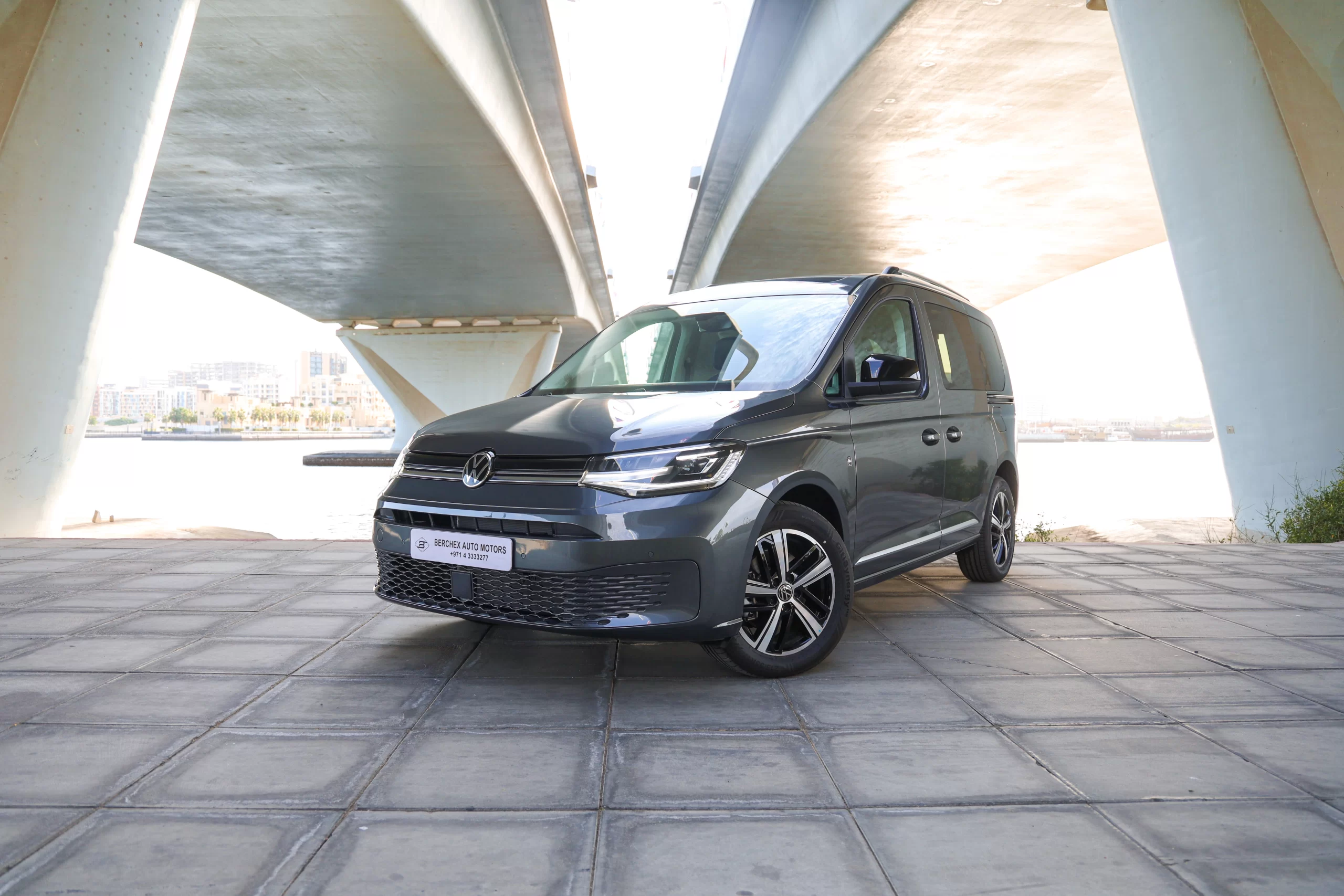 volkswagen caddy grey